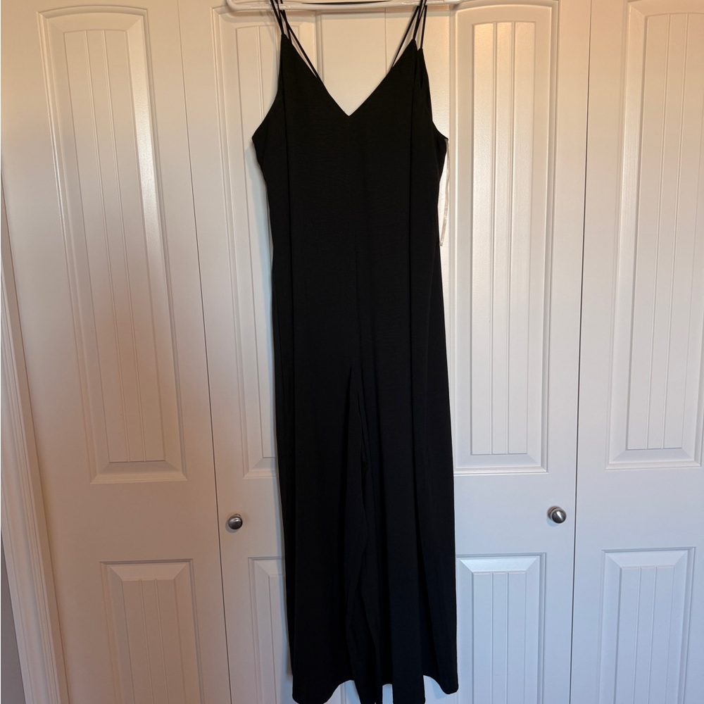 Reitmans Black Strappy jumper